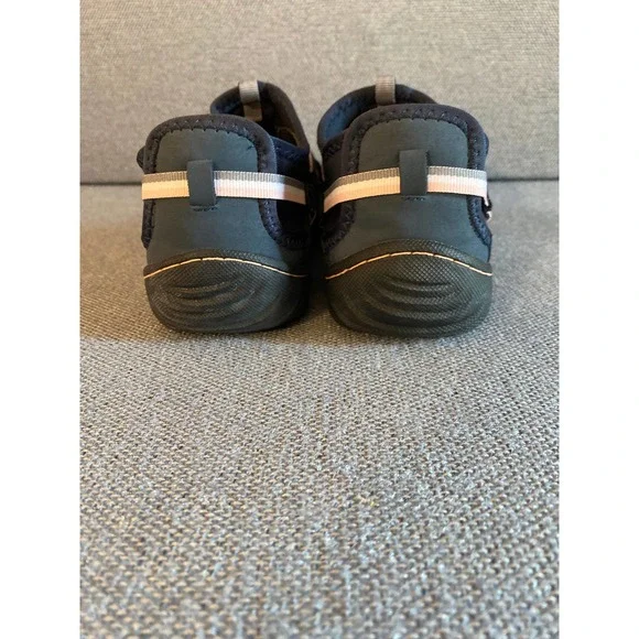 JBU woman’s Tahoe water ready sneakers size 7M blue and pink - Picture 4 of 7